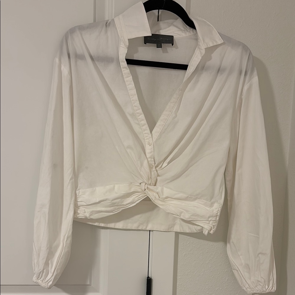 Anthropologie cropped button up top